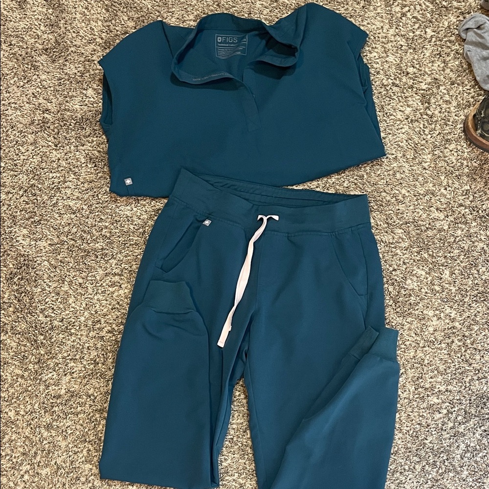 Figs Deep Teal Scrub Set with Drawstring Pants